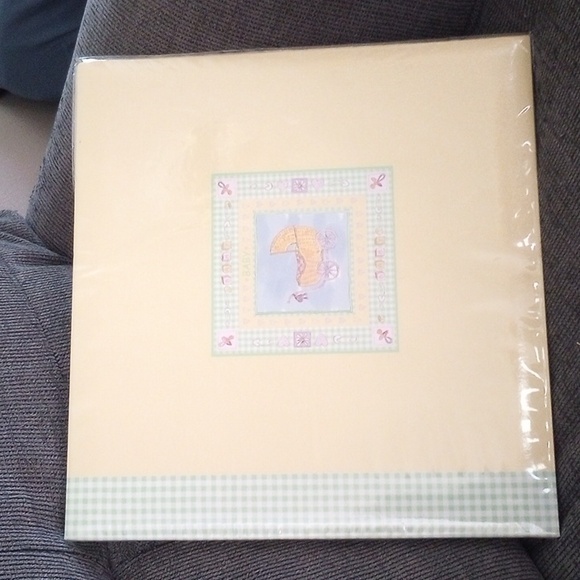 12" x 12" scrapbook - baby - Picture 1 of 5